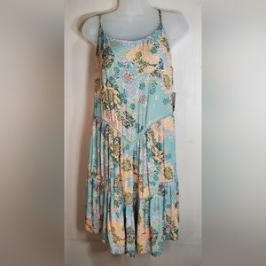 NWT Beautiful floral dress